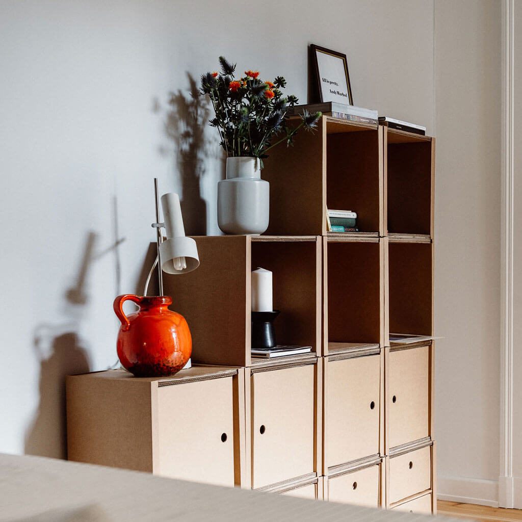 ROOM IN A BOX - Stufenregale