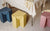 ROOM IN A BOX Hocker in gelb, blau und rosa
