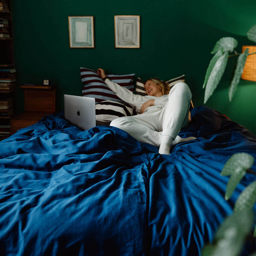 ROOM IN A BOX Bettwäsche aus Bio-Baumwolle in ultramarinblau