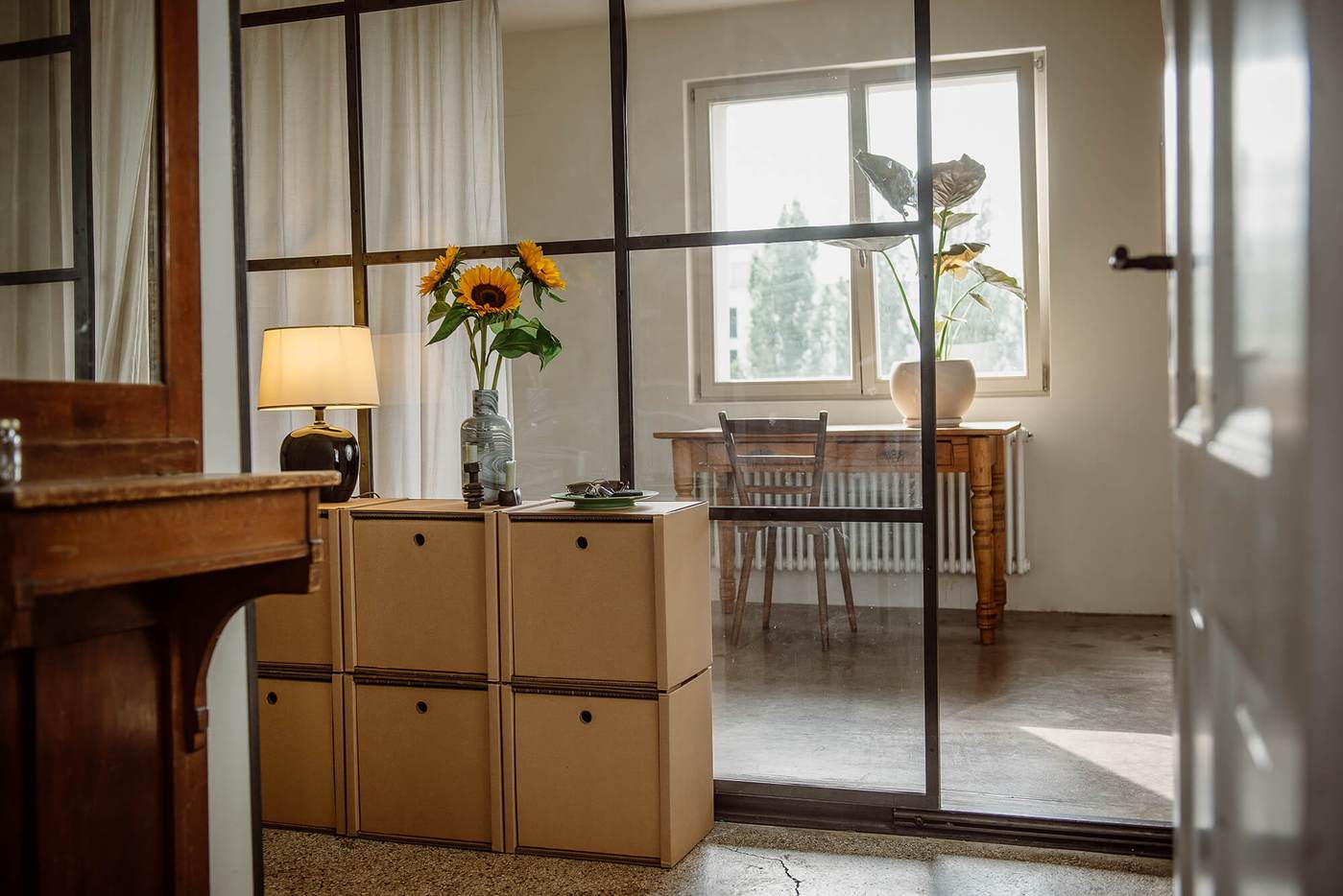 ROOM IN A BOX Kommode aus Wellpappe