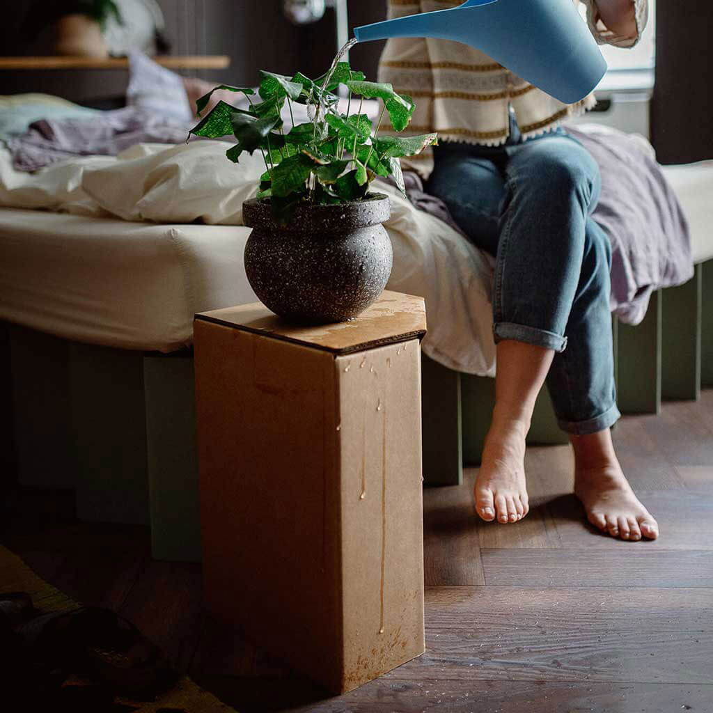 ROOM IN A BOX - Hocker Nachttisch Wasser