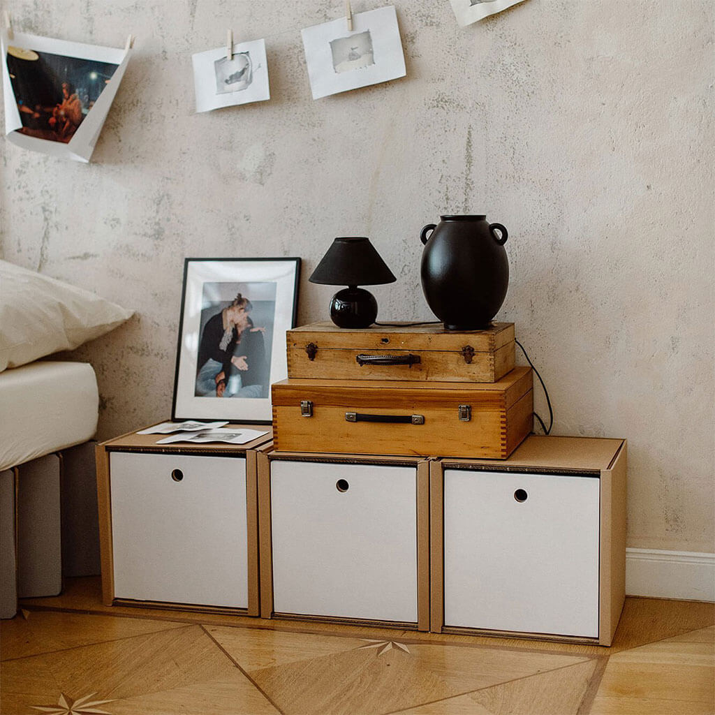 ROOM IN A BOX - Modulares Regal 1x3