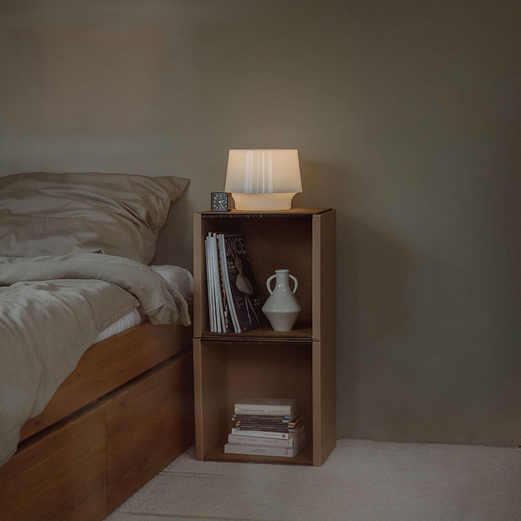 ROOM IN A BOX - Modulares Regal 2x1 als Nachttisch