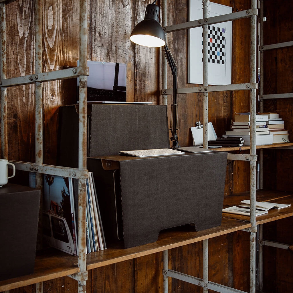 ROOM IN A BOX MonKey Desk Stehschreibtisch schwarz