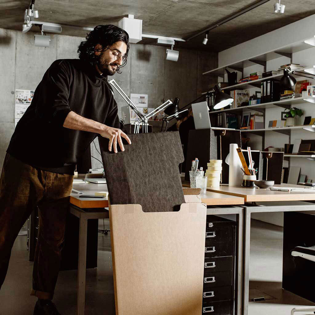 ROOM IN A BOX MonKey Desk Stehschreibtisch schwarz